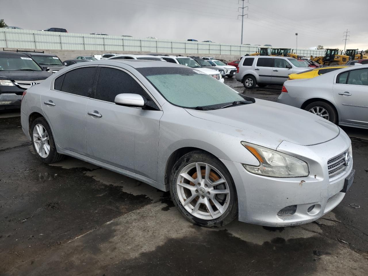 2010 Nissan Maxima - Image 4