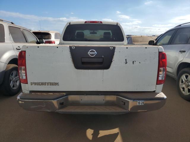 Пикапы NISSAN FRONTIER 2014 Белы