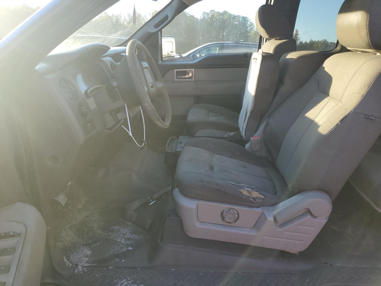 2010 Ford F-150 - Image 7