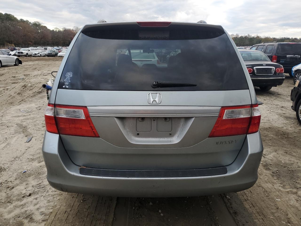 2005 Honda Odyssey Exl VIN: 5FNRL38675B106303 Lot: 81858284