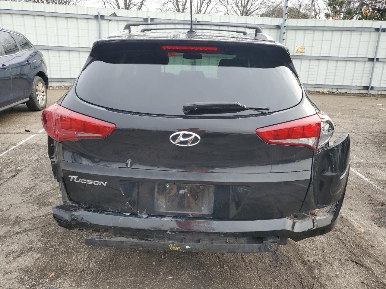 2016 Hyundai Tucson Limited VIN: KM8J33A46GU076383 Lot: 81328964