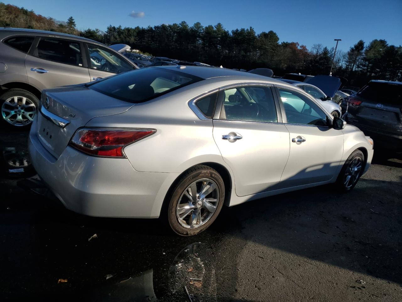 2015 Nissan Altima - Image 3