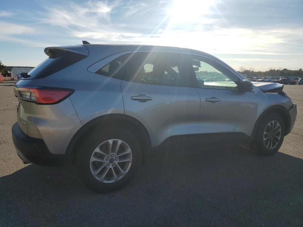 2022 Ford Escape - Image 3