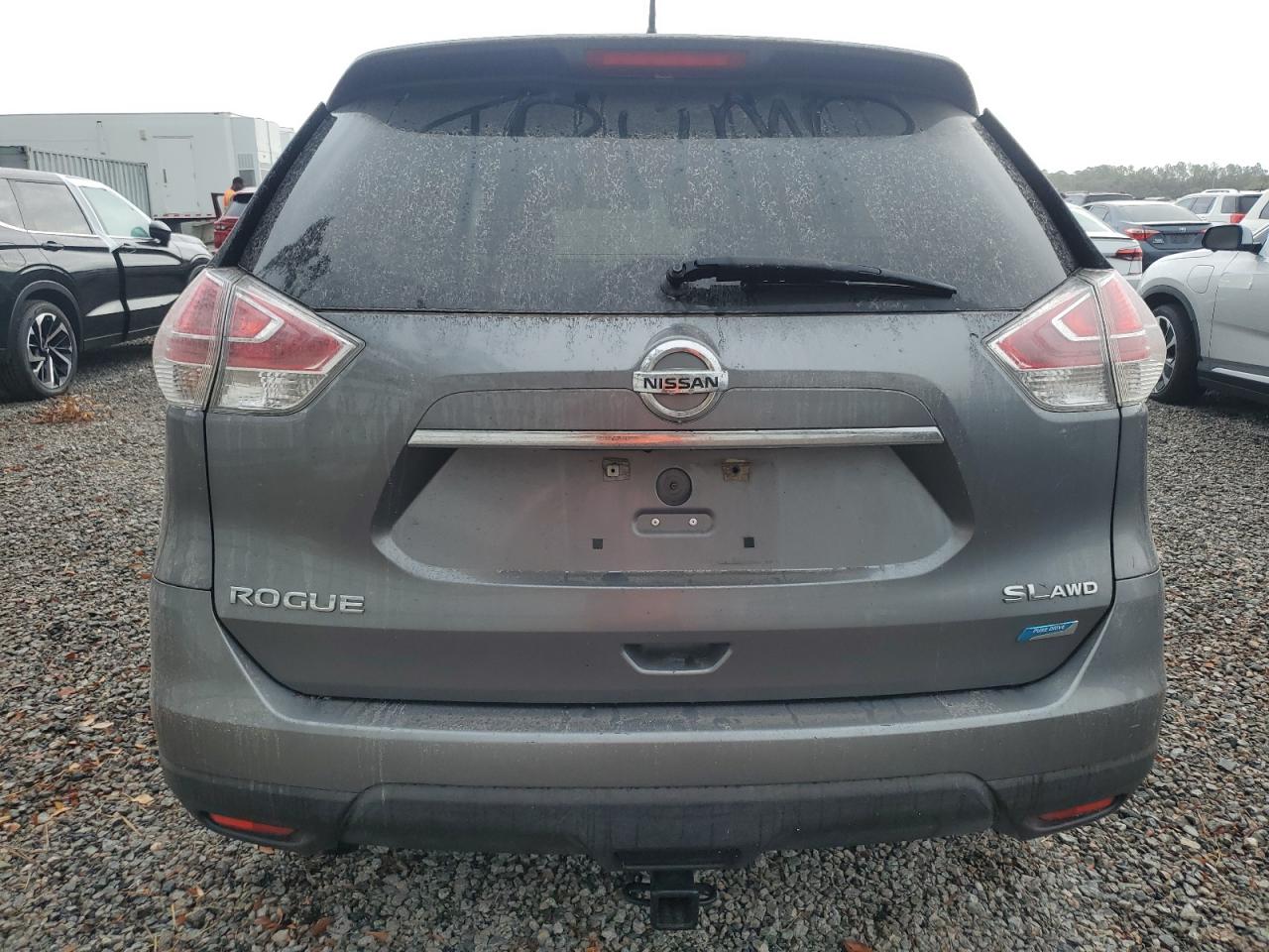 2015 Nissan Rogue - Image 6
