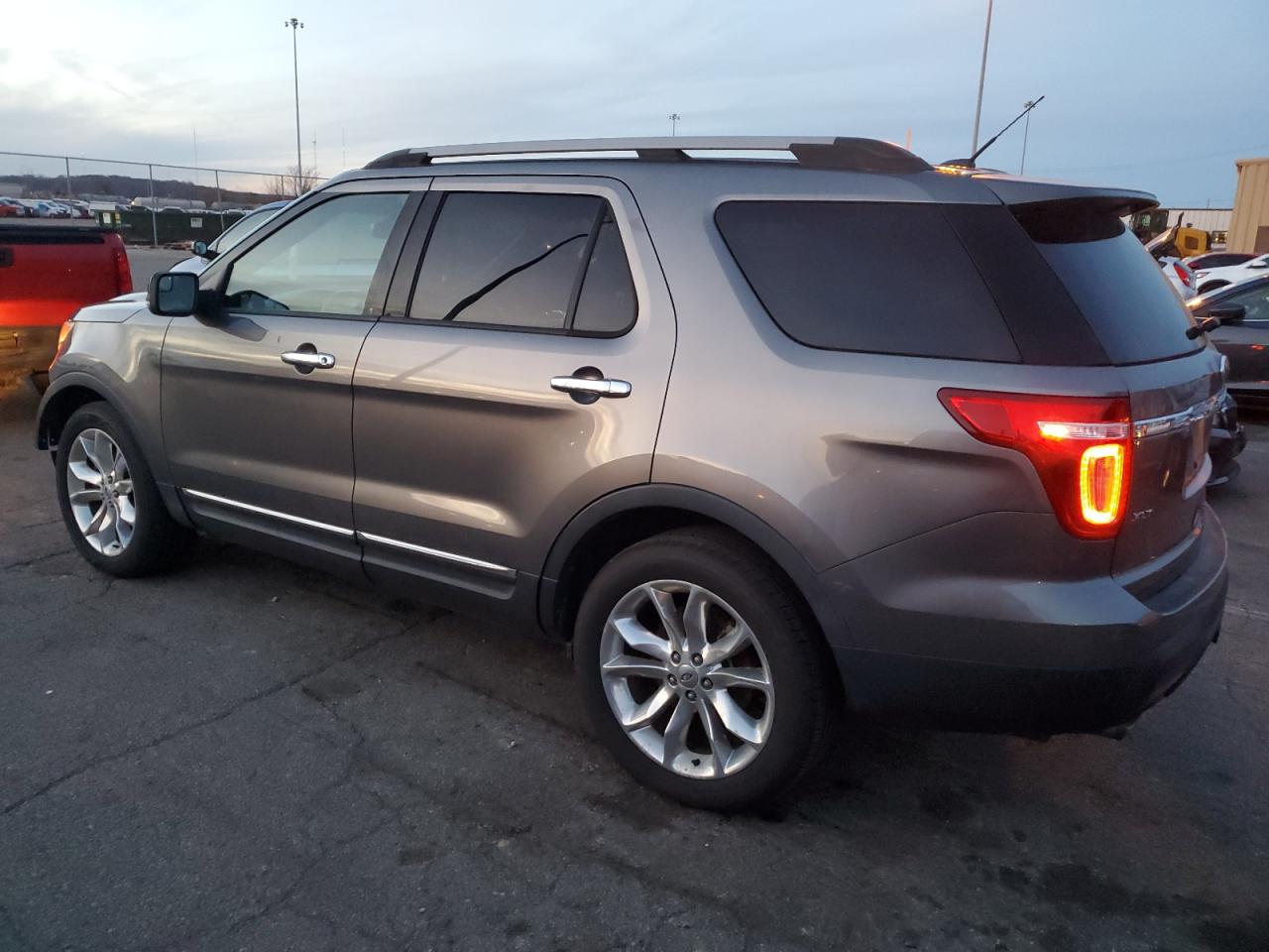 2011 Ford Explorer - Image 2