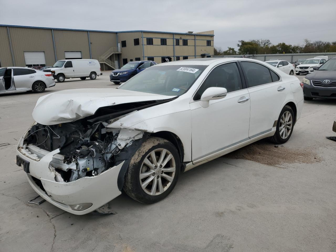 2010 Lexus ES - Image 1
