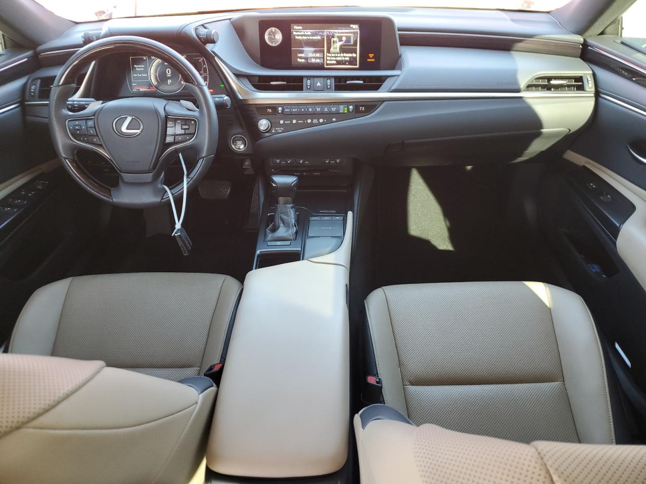 2021 Lexus ES - Image 8