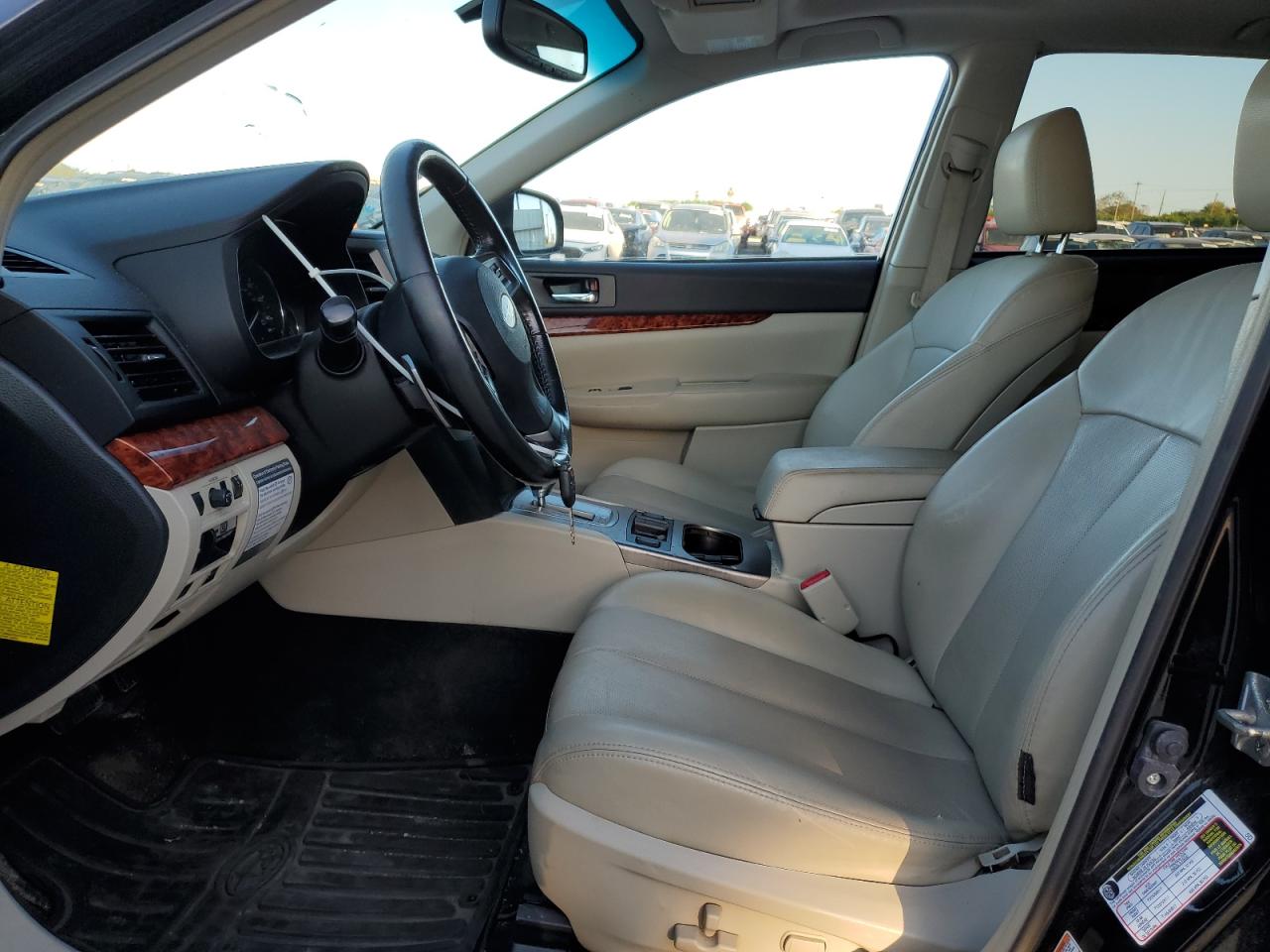 2012 Subaru Outback - Image 7