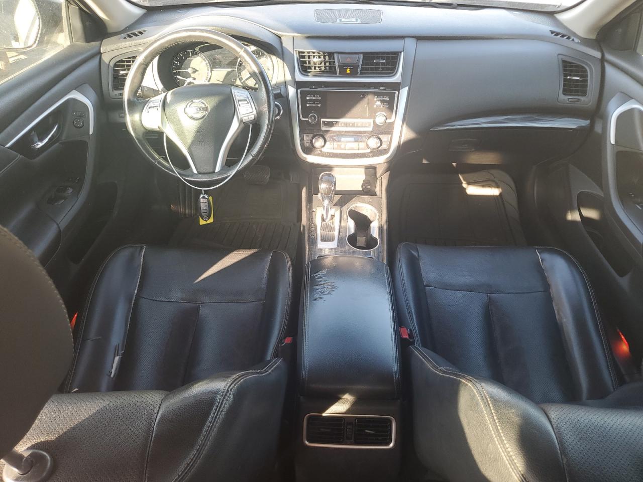 2018 Nissan Altima - Image 8