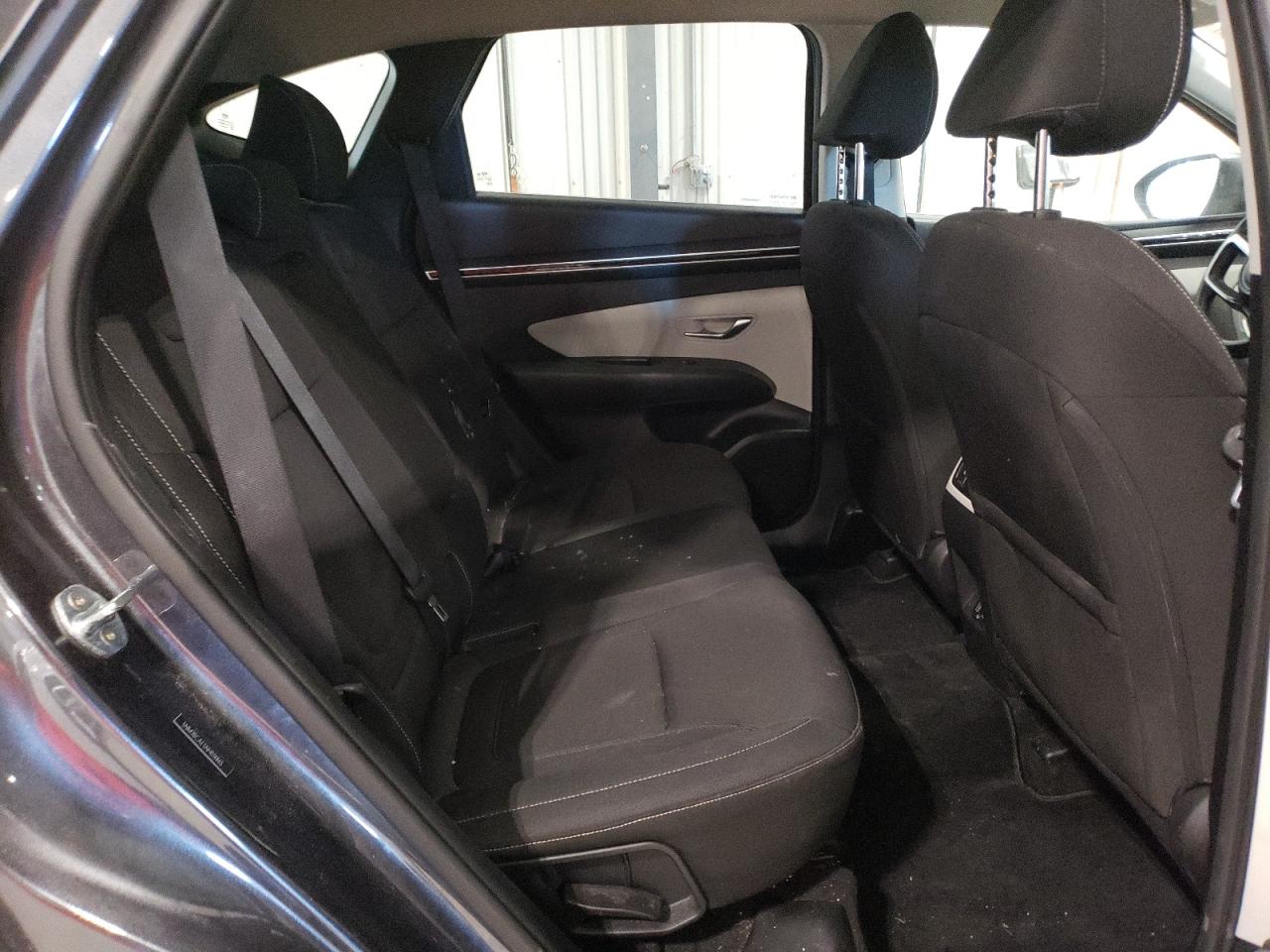 2022 Hyundai Tucson - Image 12