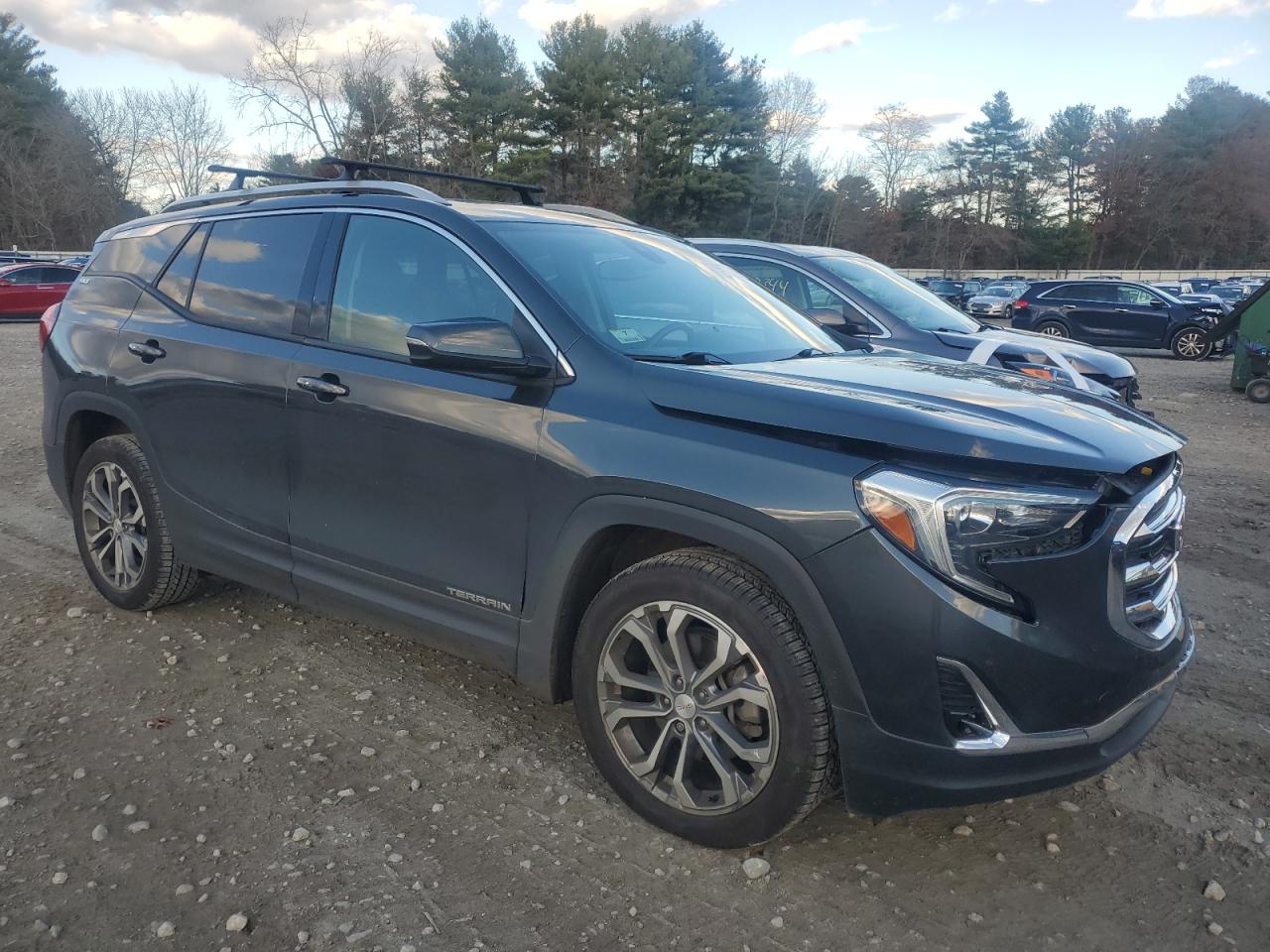 2018 GMC Terrain - Image 4