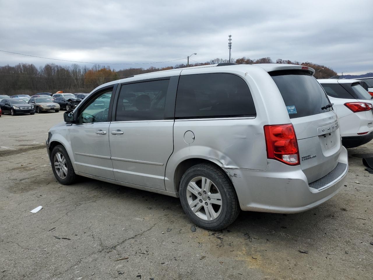 2012 Dodge Caravan - Image 2