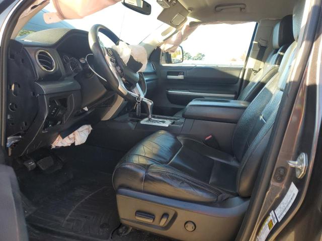  TOYOTA TUNDRA 2016 Серый