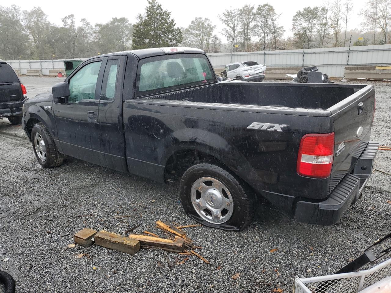 2006 Ford F-150 - Image 2