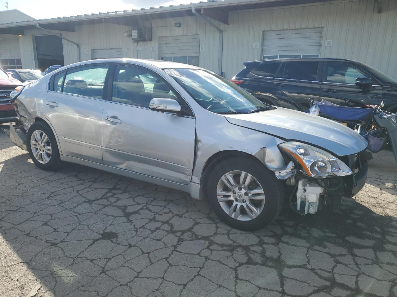 2010 Nissan Altima - Image 4
