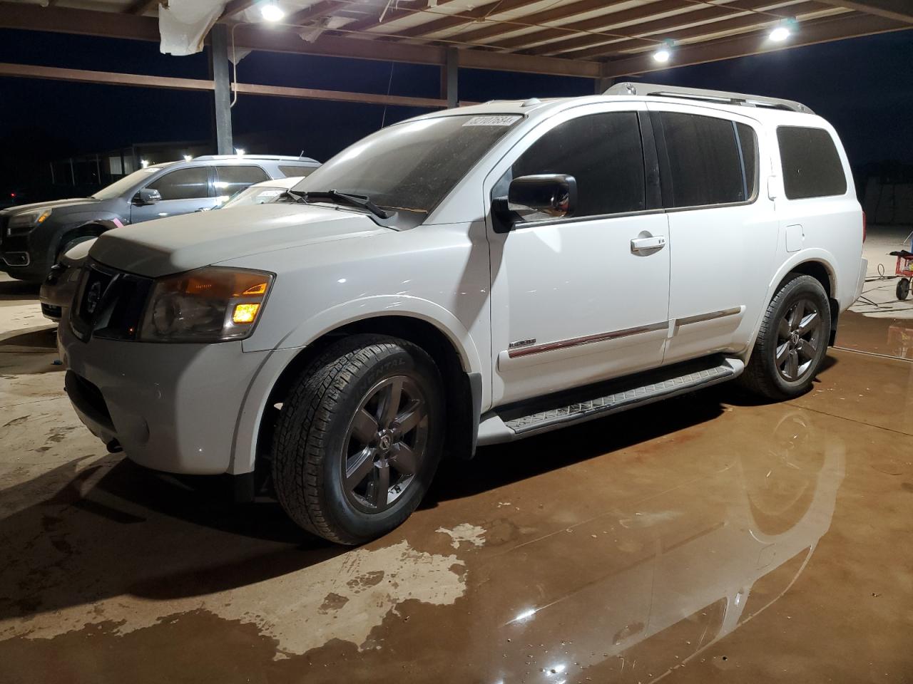 2013 NISSAN ARMADA