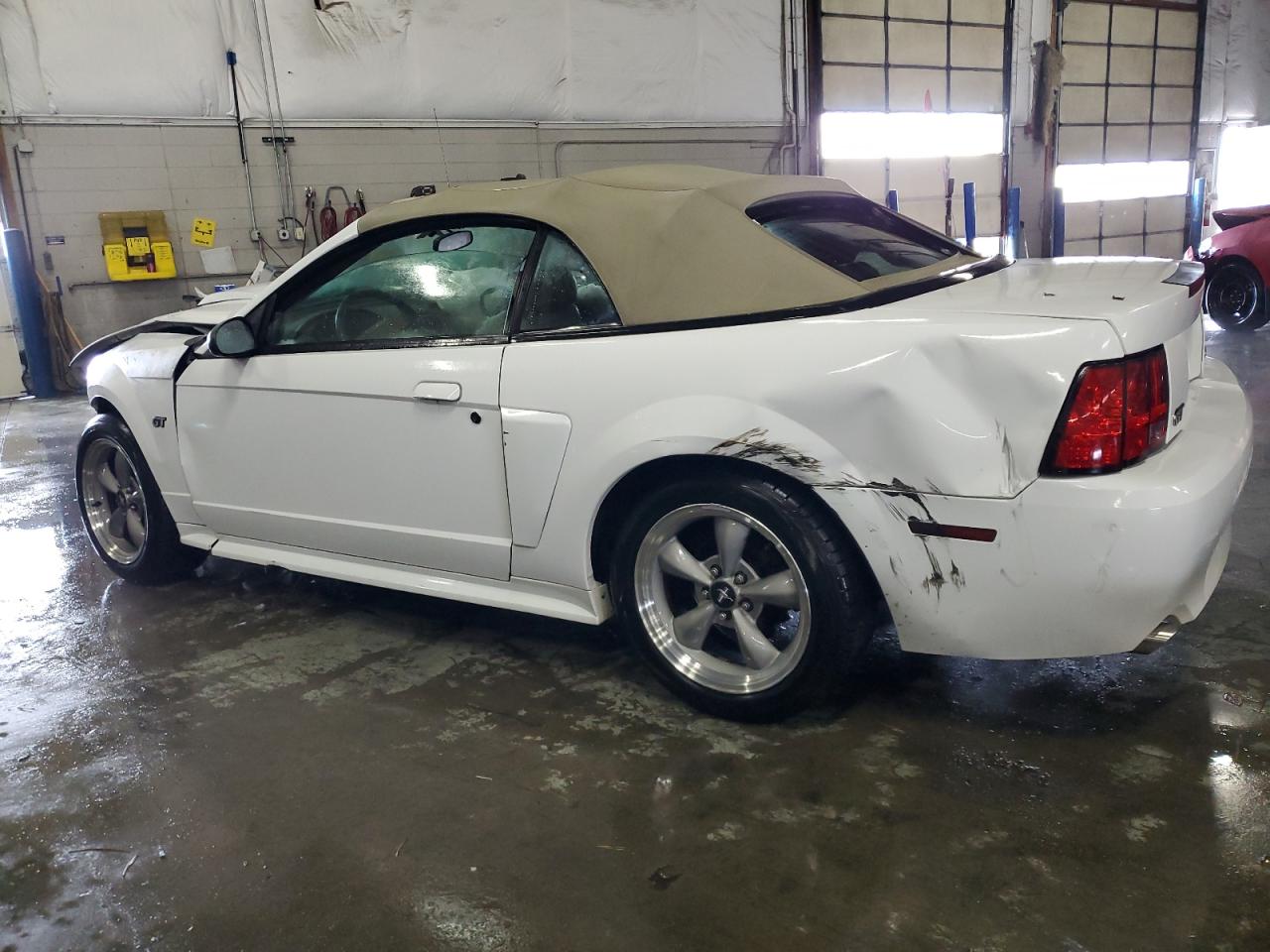 2001 Ford Mustang - Image 2