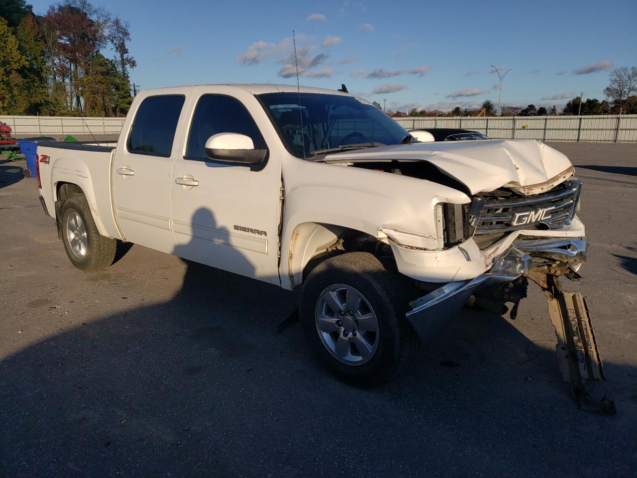 2012 GMC Sierra - Image 4
