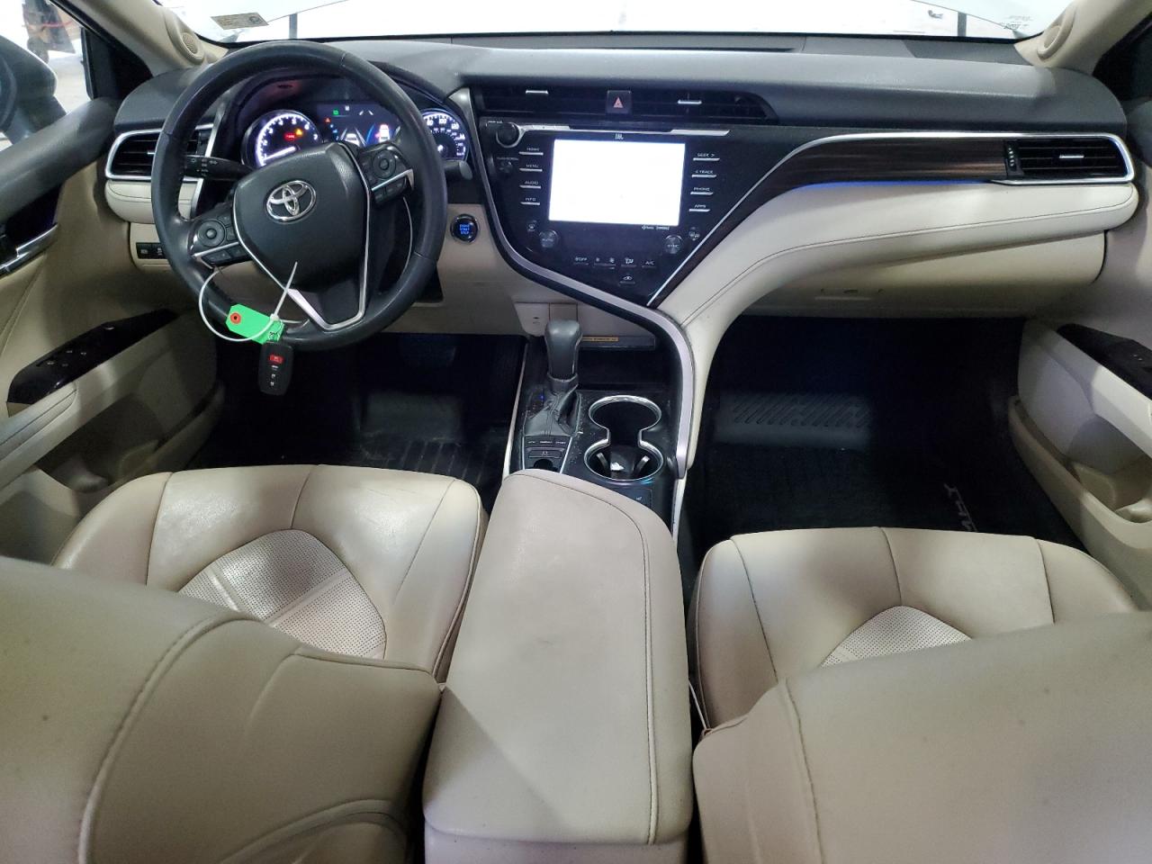 2018 Toyota Camry - Image 8