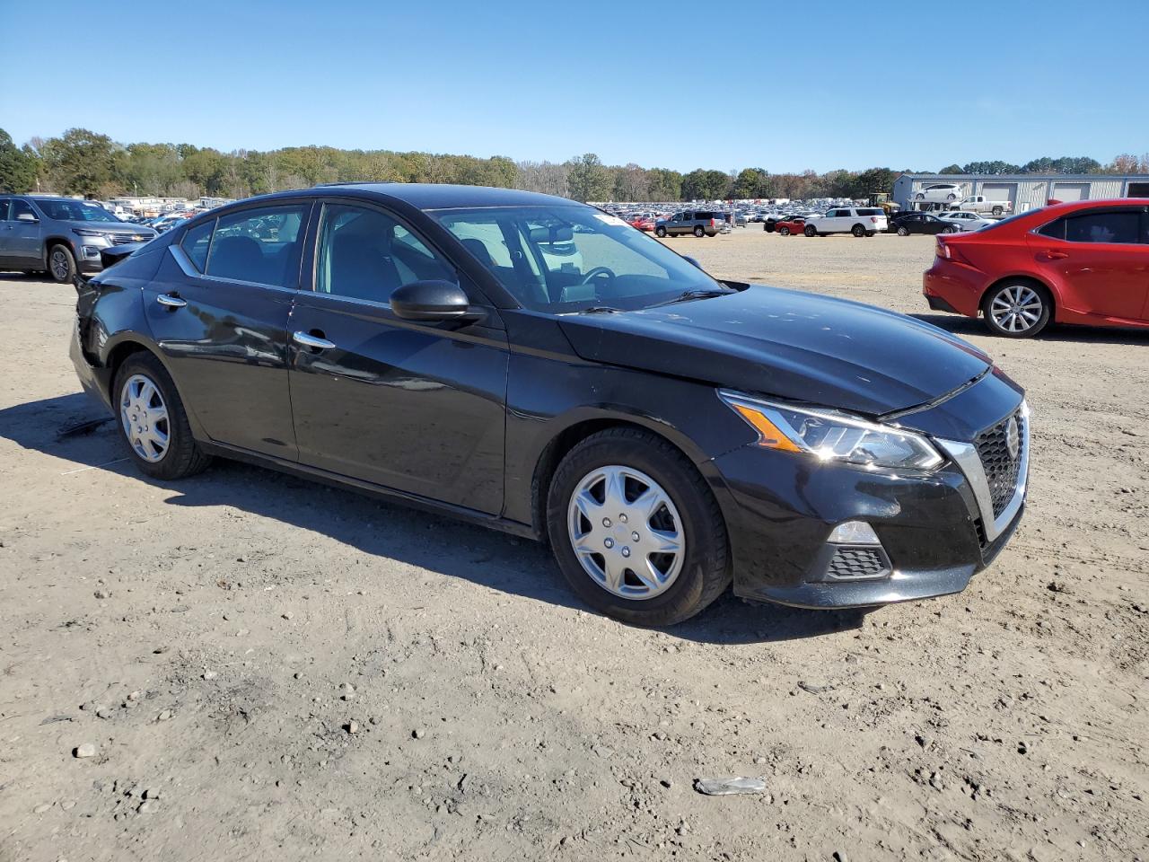 2019 Nissan Altima - Image 4
