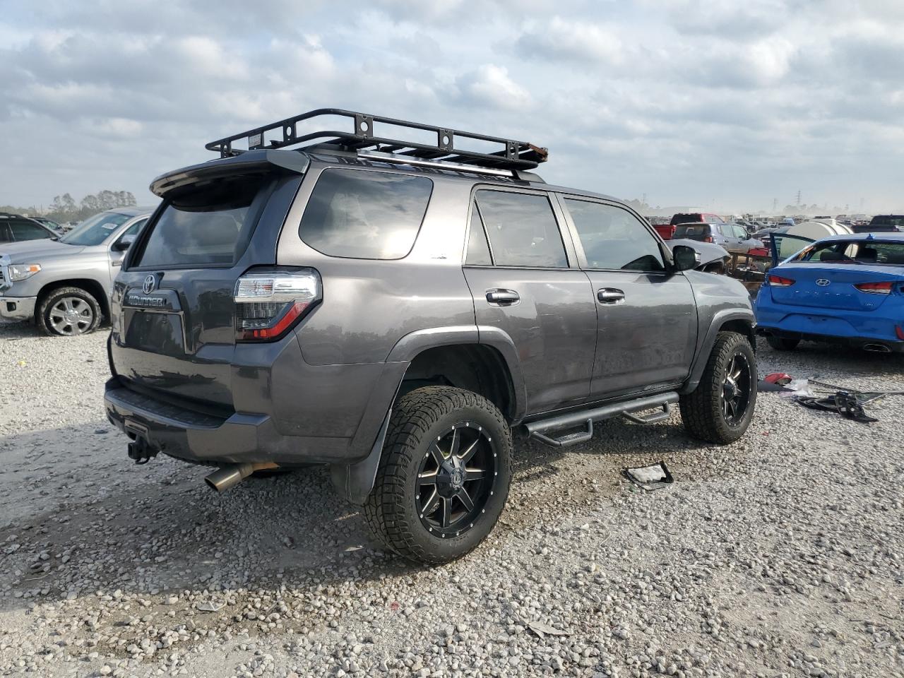 VIN JTEBU5JR3F5266174 2015 TOYOTA 4RUNNER no.3