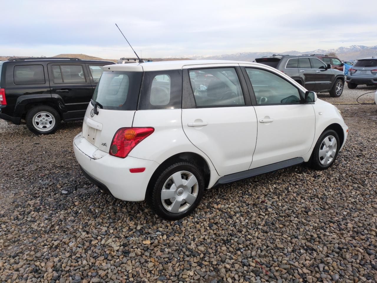 2005 Scion xA - Image 3