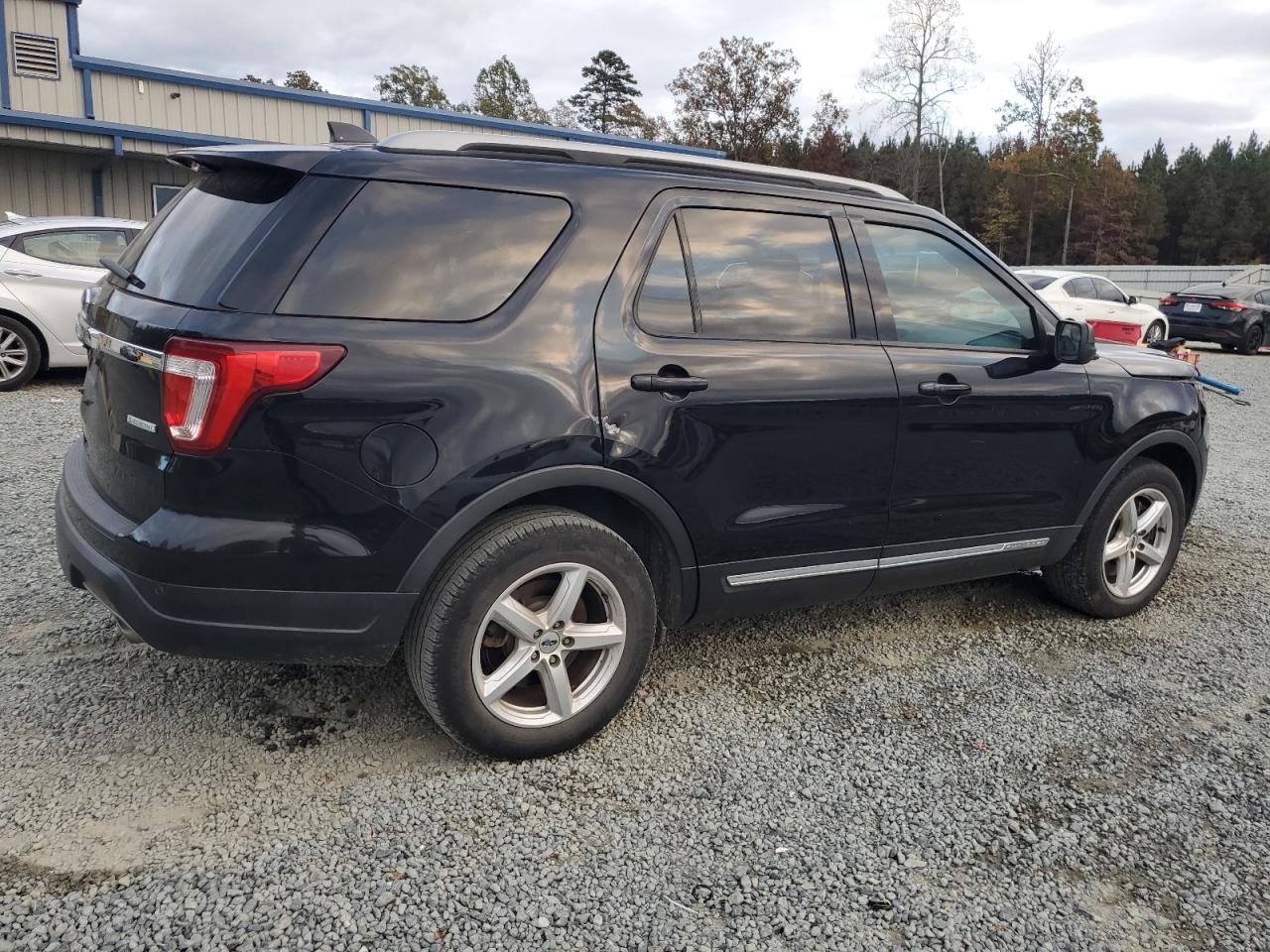 VIN 1FM5K7DH7KGA21006 2019 FORD EXPLORER no.3