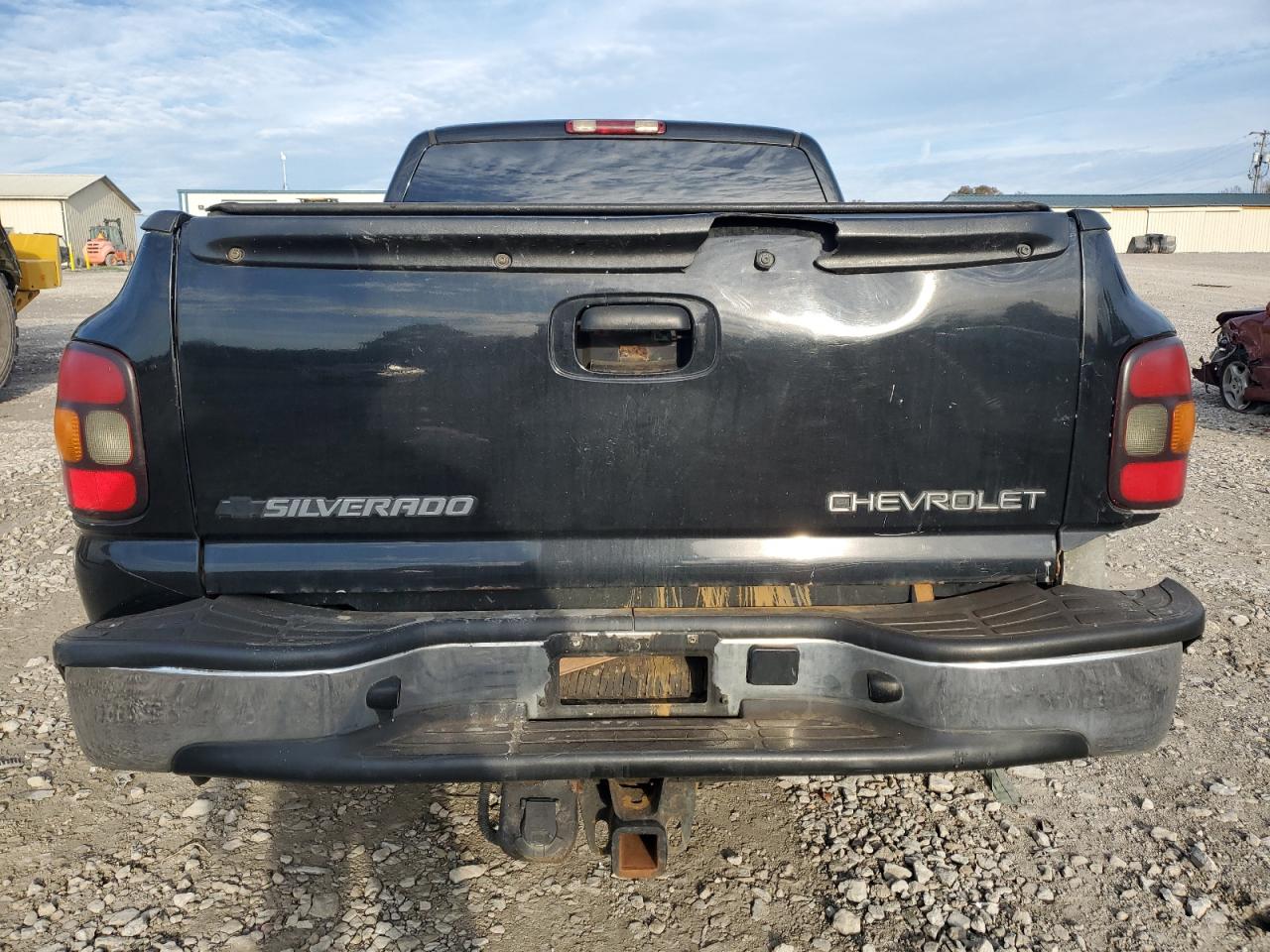 2004 Chevrolet Silverado - Image 6