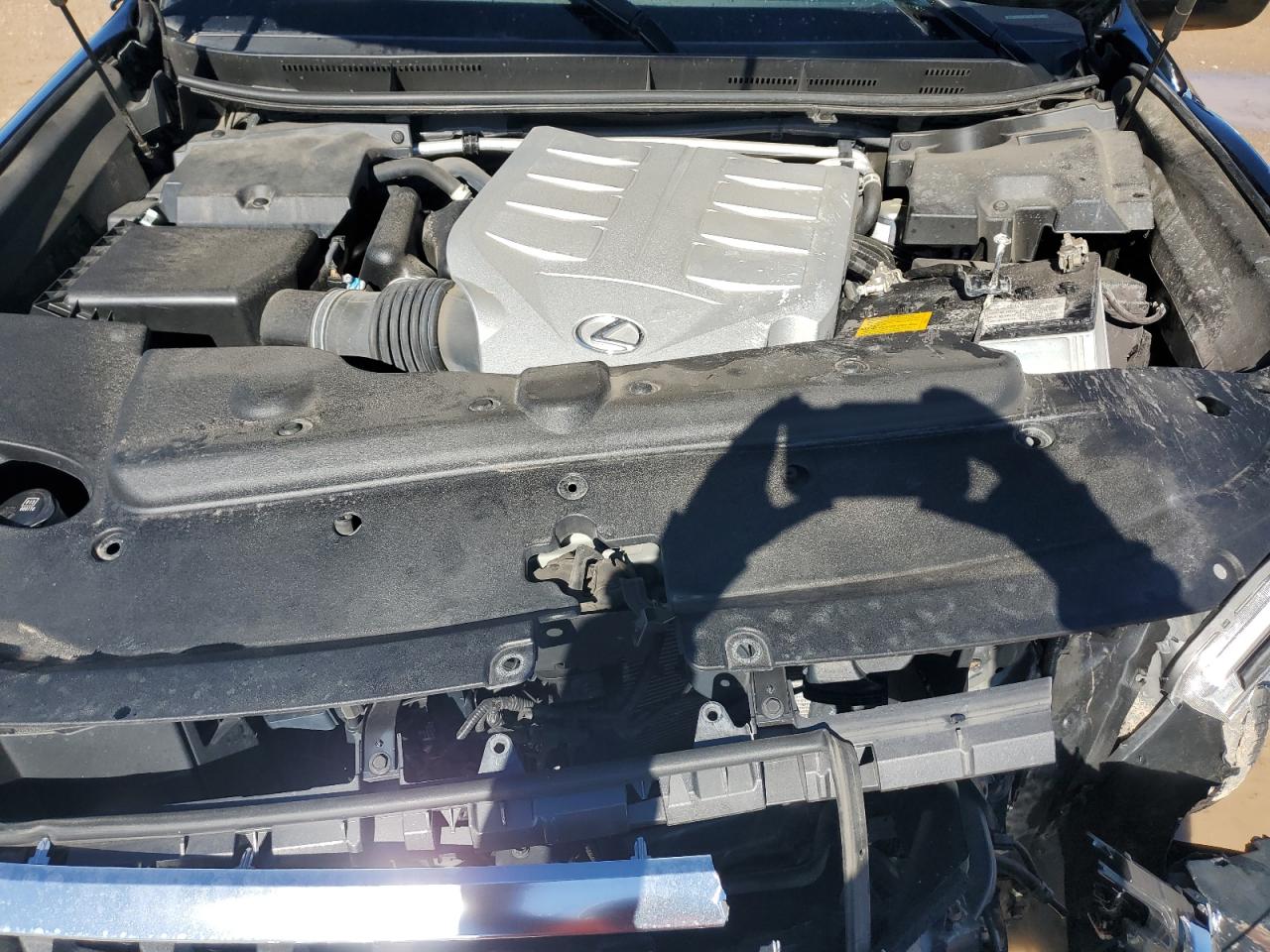 2022 Lexus GX - Image 13