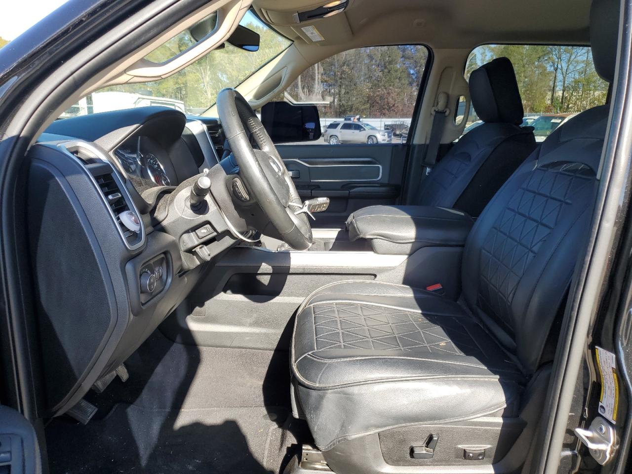 2020 RAM 3500 - Image 7