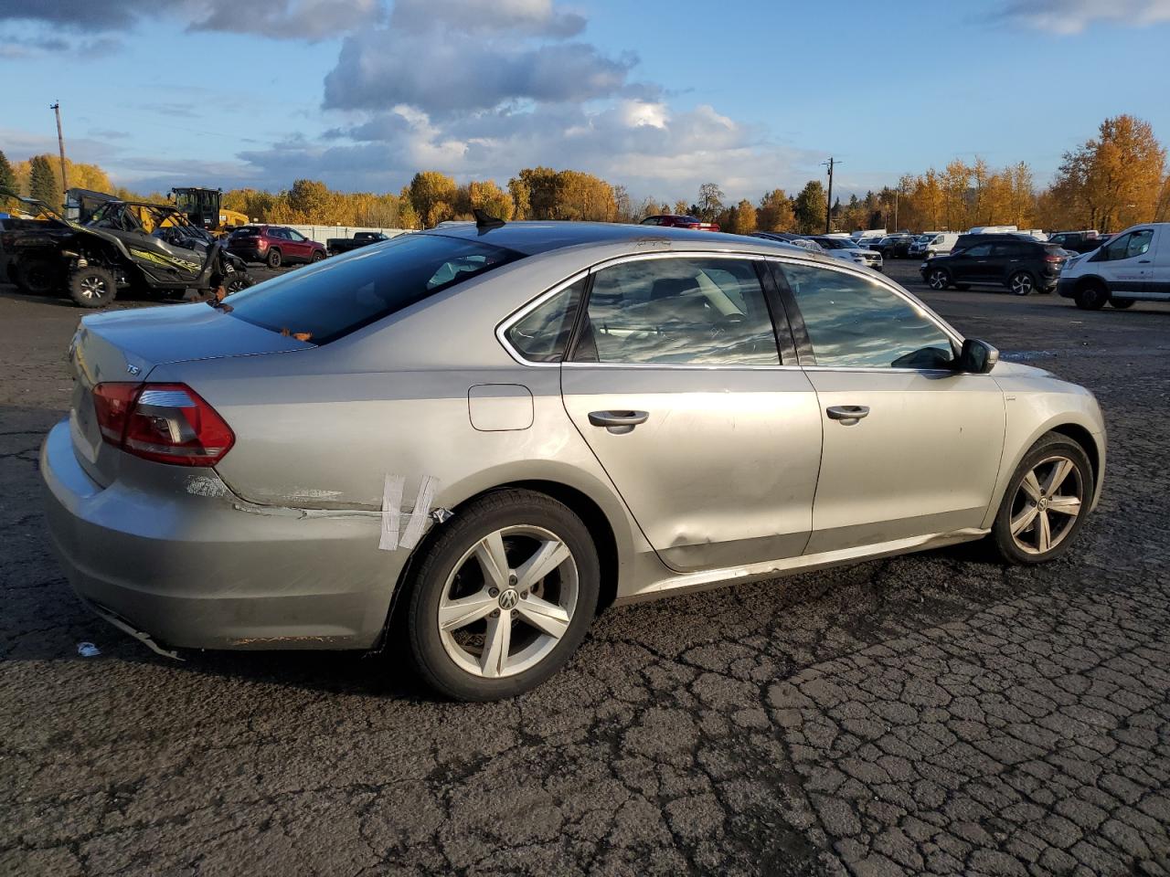 VIN 1VWAT7A37EC033769 2014 VOLKSWAGEN PASSAT no.3