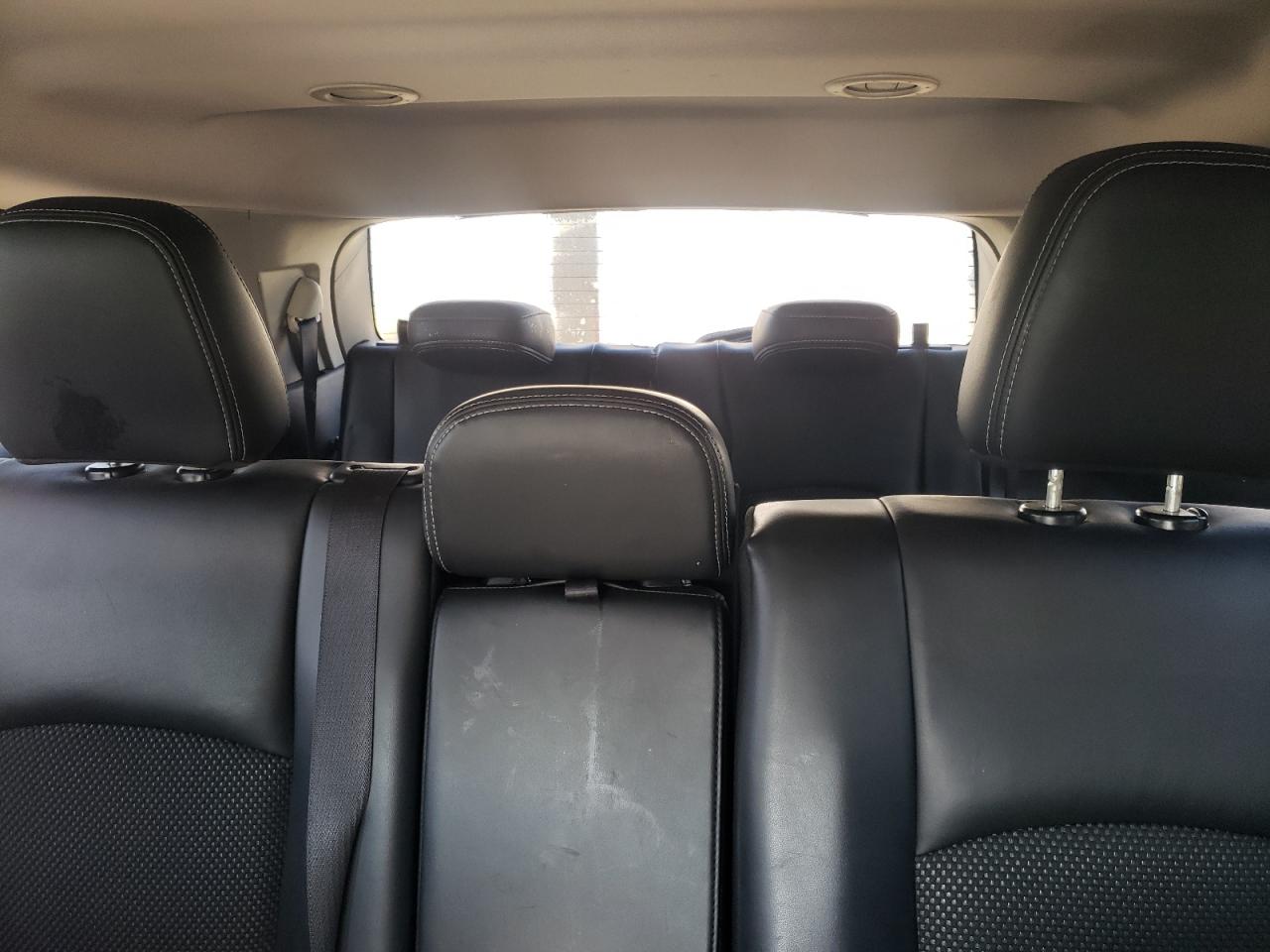 2017 Dodge Journey - Image 10