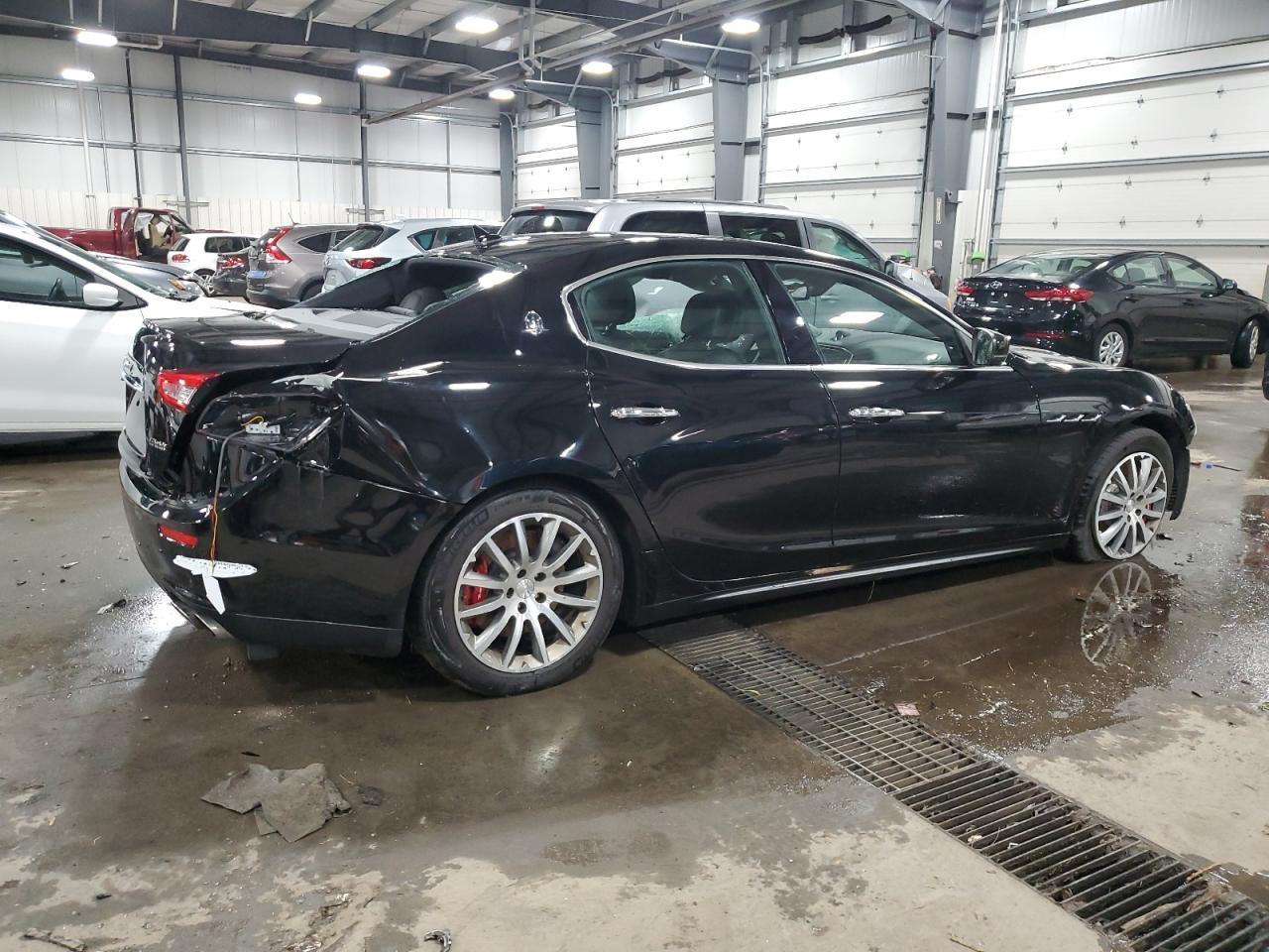 2017 Maserati Ghibli - Image 3