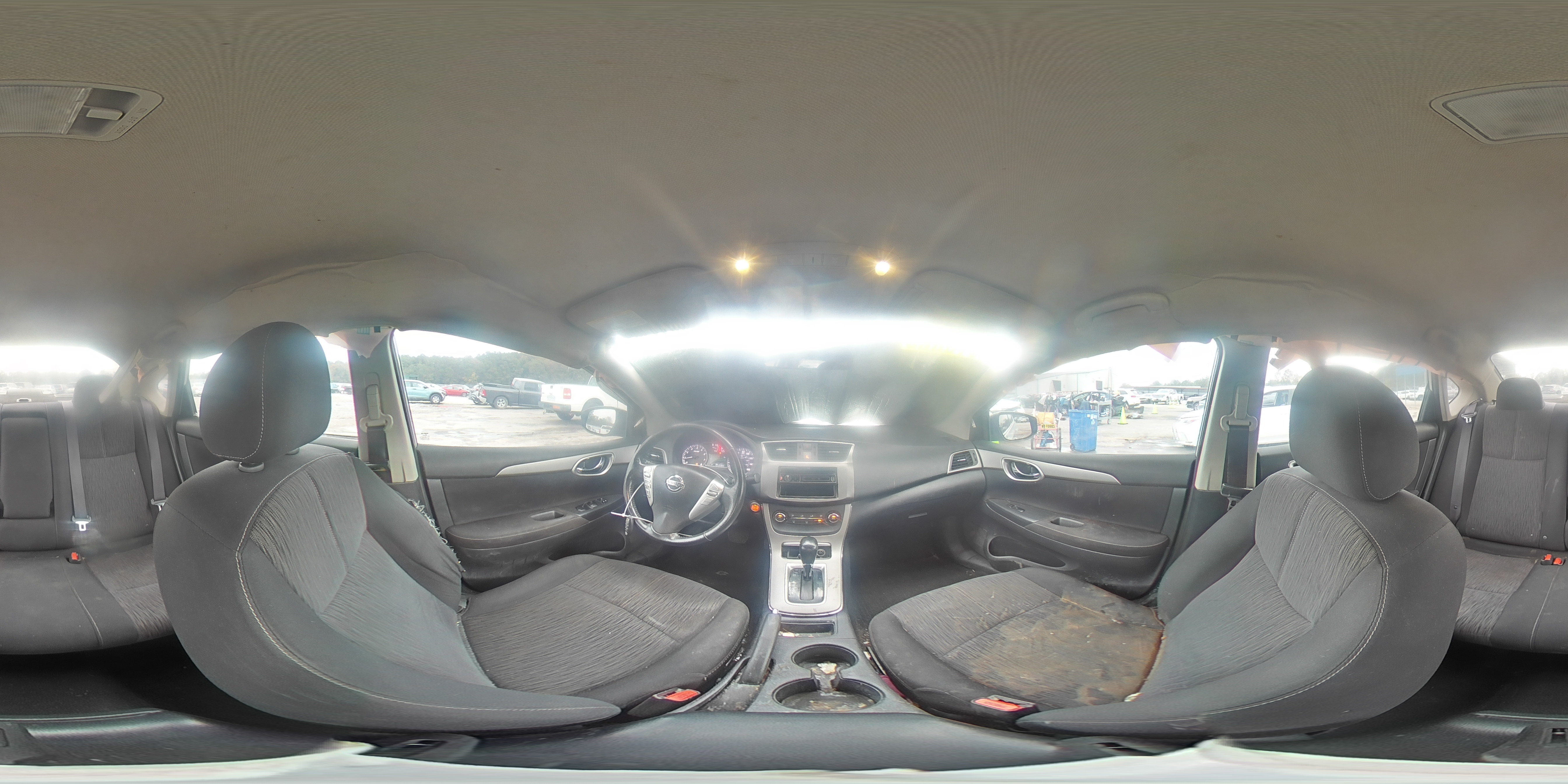 2015 Nissan Sentra - Image 13