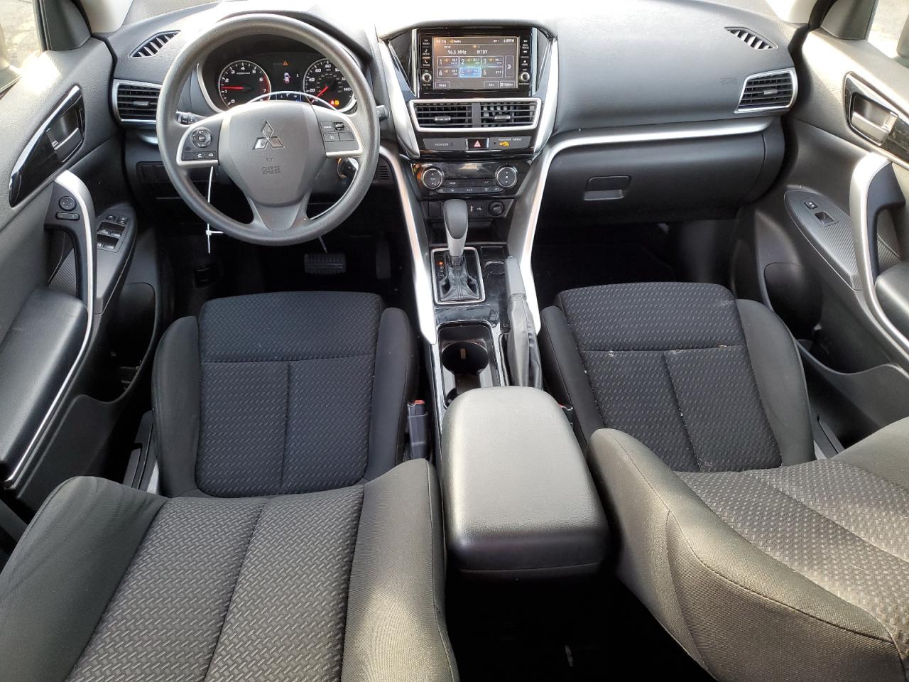 2019 Mitsubishi Eclipse - Image 8