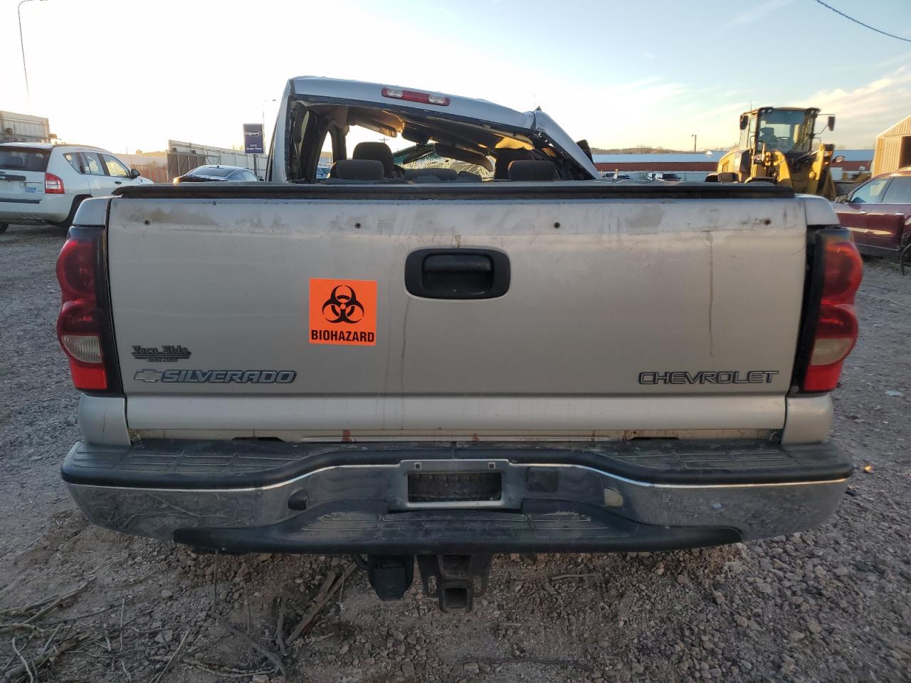 2004 Chevrolet Silverado - Image 6