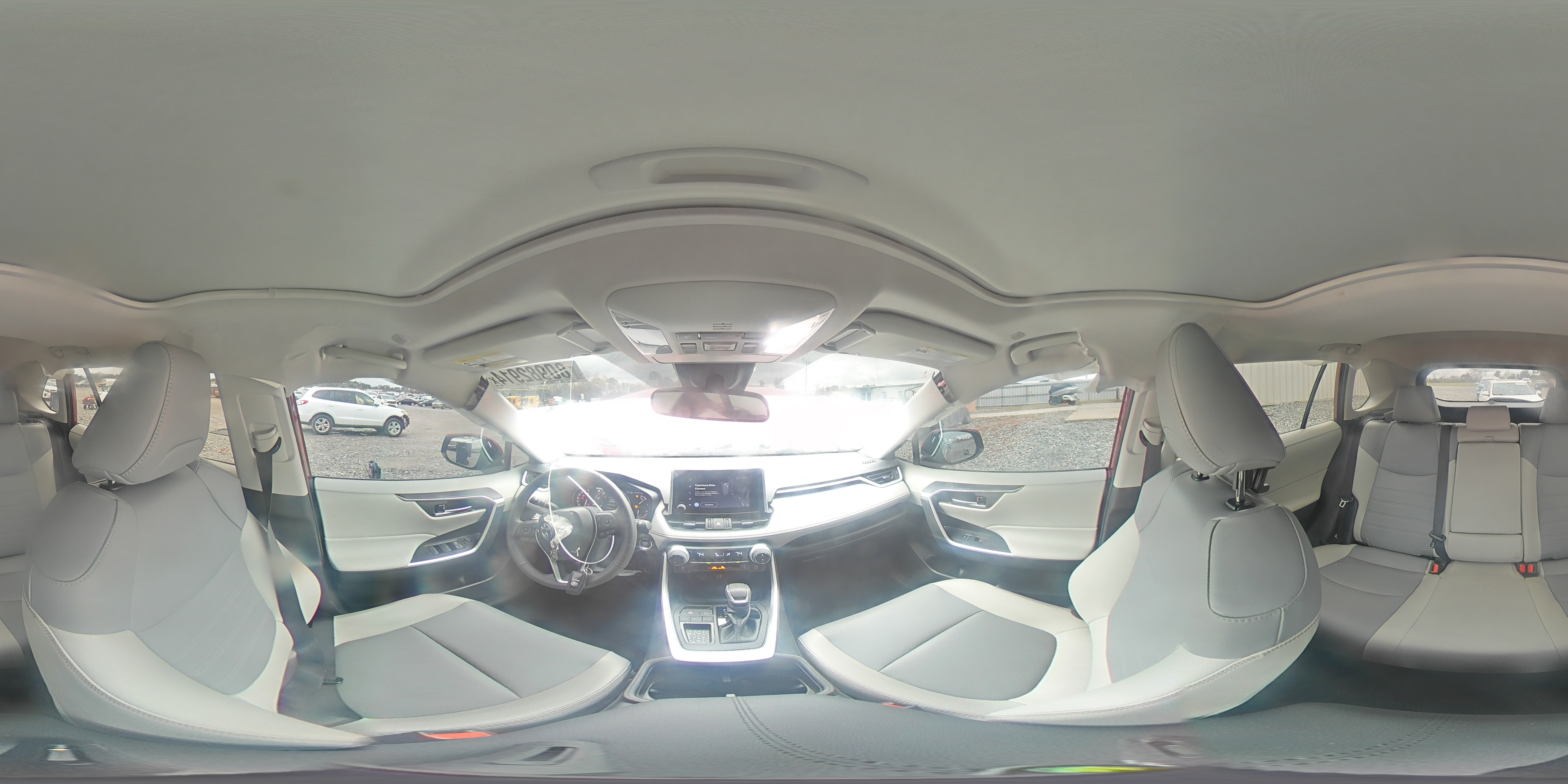 2023 Toyota RAV 4 - Image 15