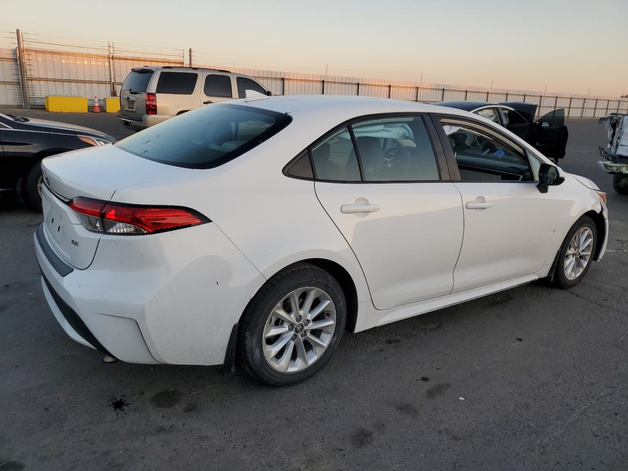 2020 Toyota Corolla - Image 3