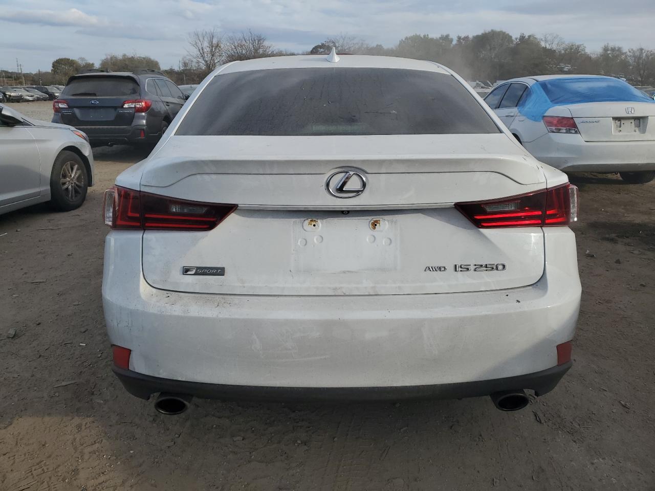2015 Lexus IS - Image 6