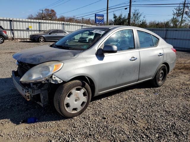  NISSAN VERSA 2012 Сріблястий