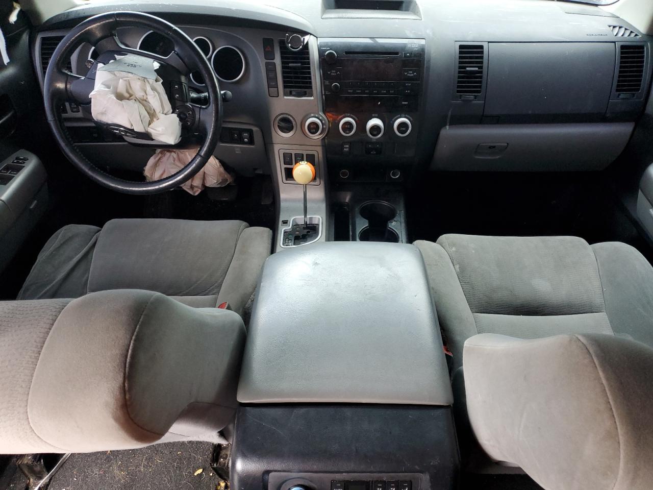 2012 Toyota Sequoia - Image 8