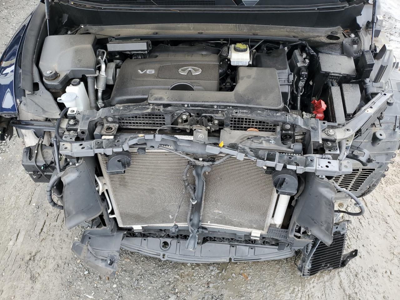 2020 Infiniti QX60 - Image 12