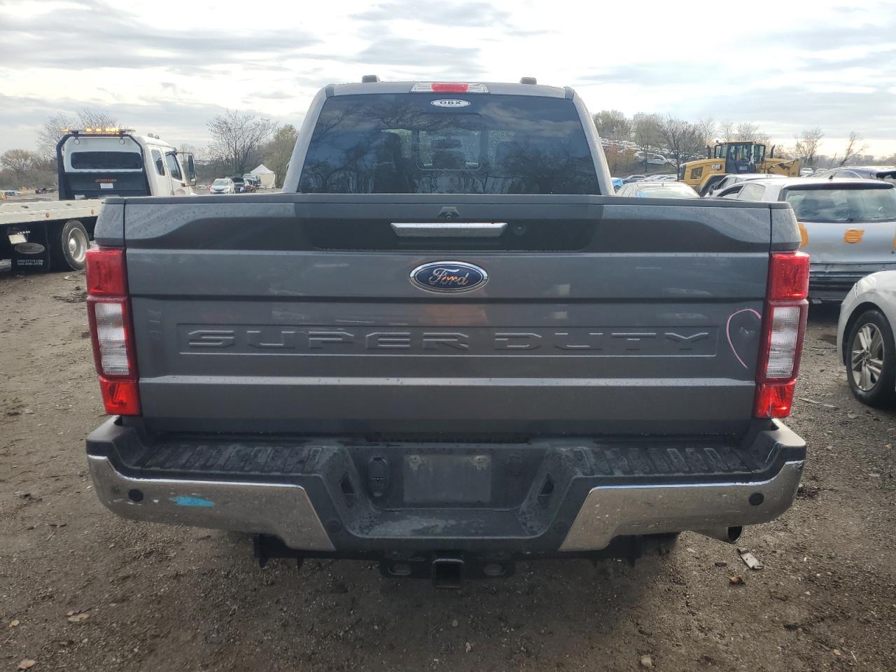 2022 Ford F250 - Image 6