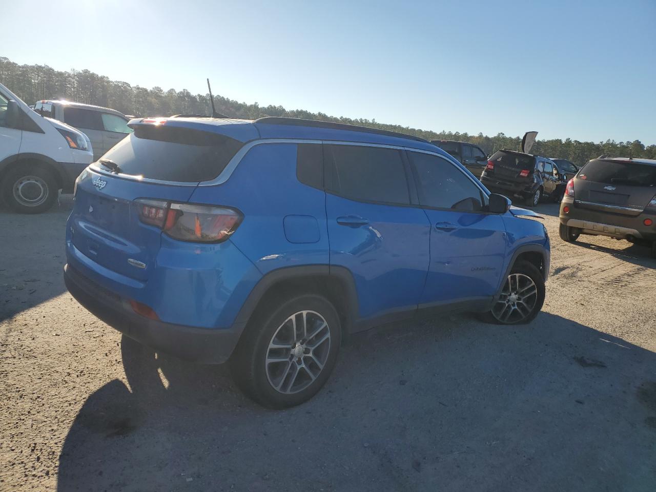 2017 Jeep Compass - Image 3