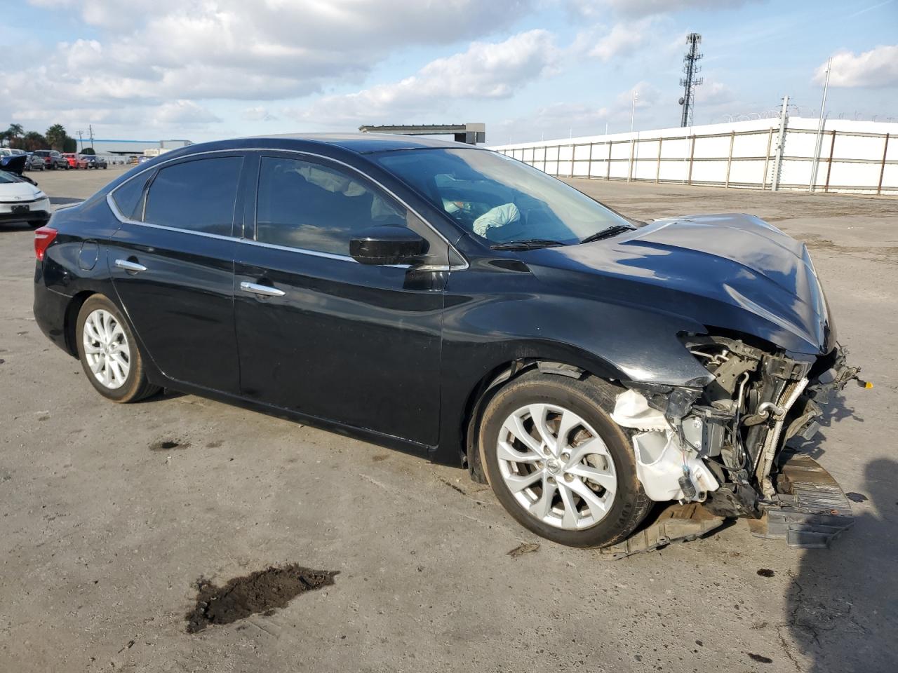 2019 Nissan Sentra - Image 4