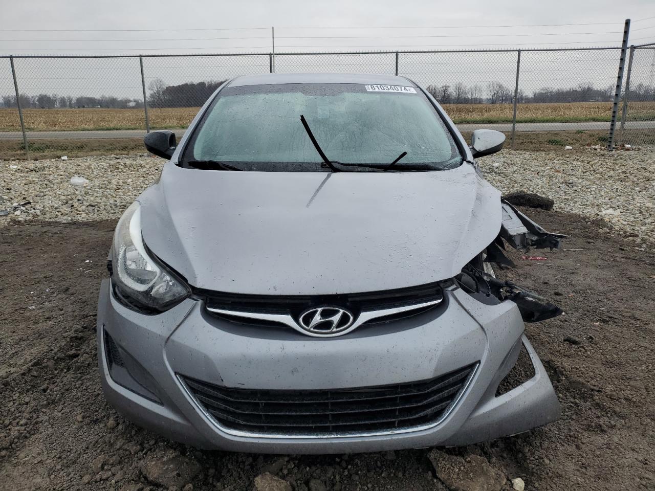 2016 Hyundai Elantra - Image 5