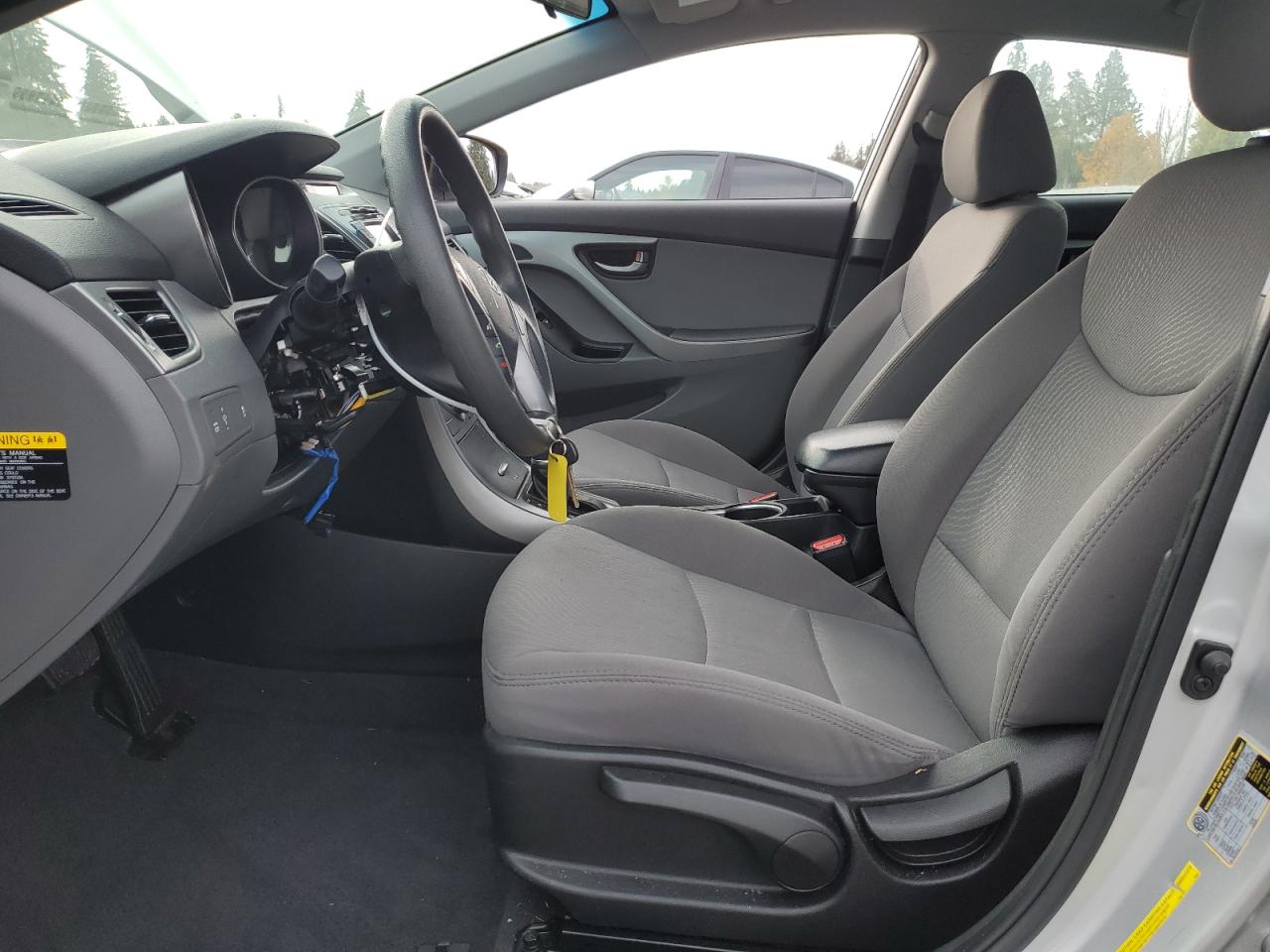 2015 Hyundai Elantra - Image 7