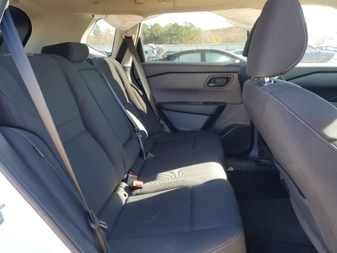 2024 Nissan Rogue - Image 11