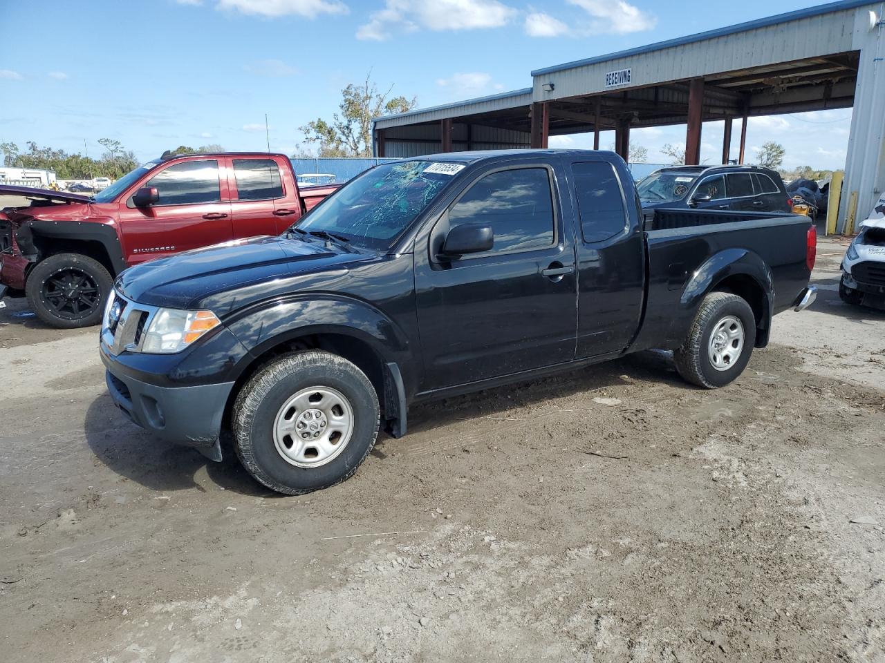 2017 Nissan Navara (Frontier) - Image 1