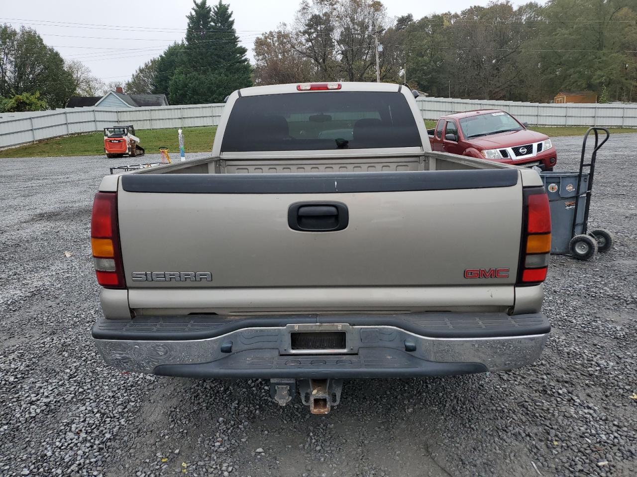 2002 GMC New Sierra C1500 VIN: 2GTEC19T921350153 Lot: 79409884